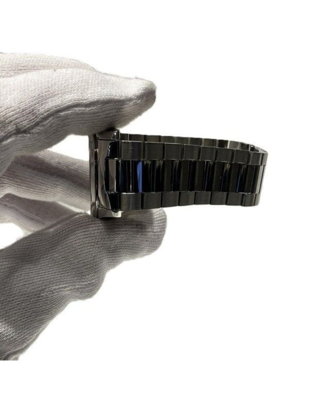 Gucci Timeless 126.4 Quartz Watch - Picture 8 of 9